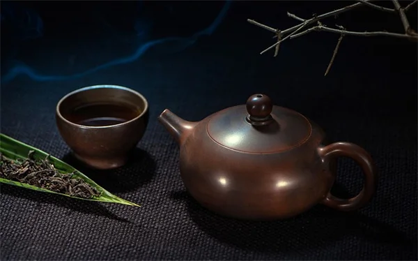 専門家に聞く！秋に家に侵入する5つの害虫とプロの対策